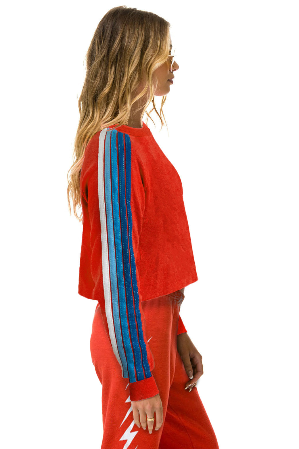 BOLT STRIPE 2 CROPPED CREW SWEATSHIRT - NEON RED