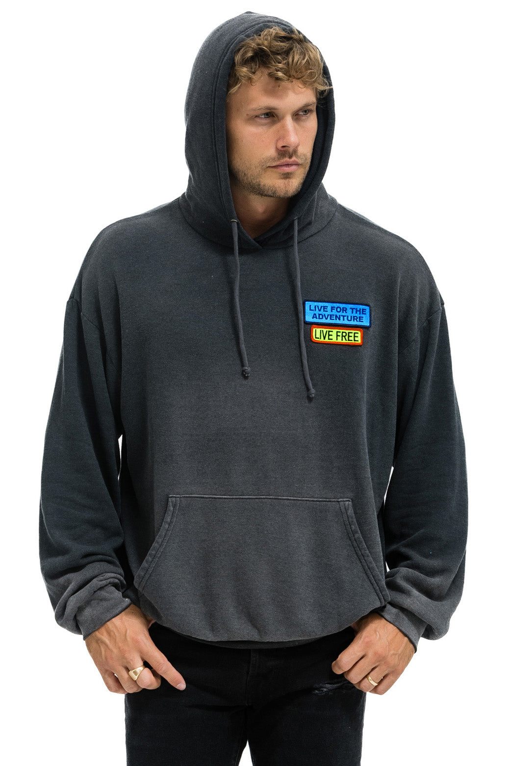LIVE FREE + ADVENTURE PATCH PULLOVER RELAXED HOODIE - FADED SMOKE