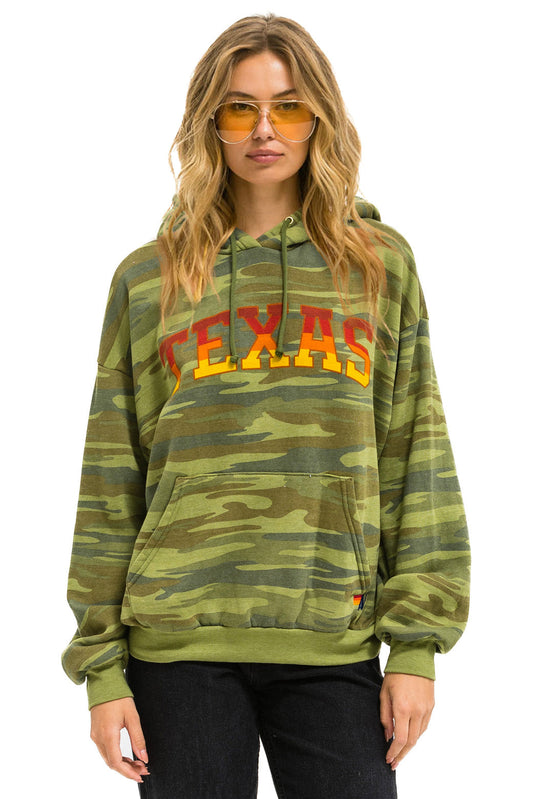 UNIVERSITY OF TEXAS PULLOVER HOODIE RELAXED - CAMO