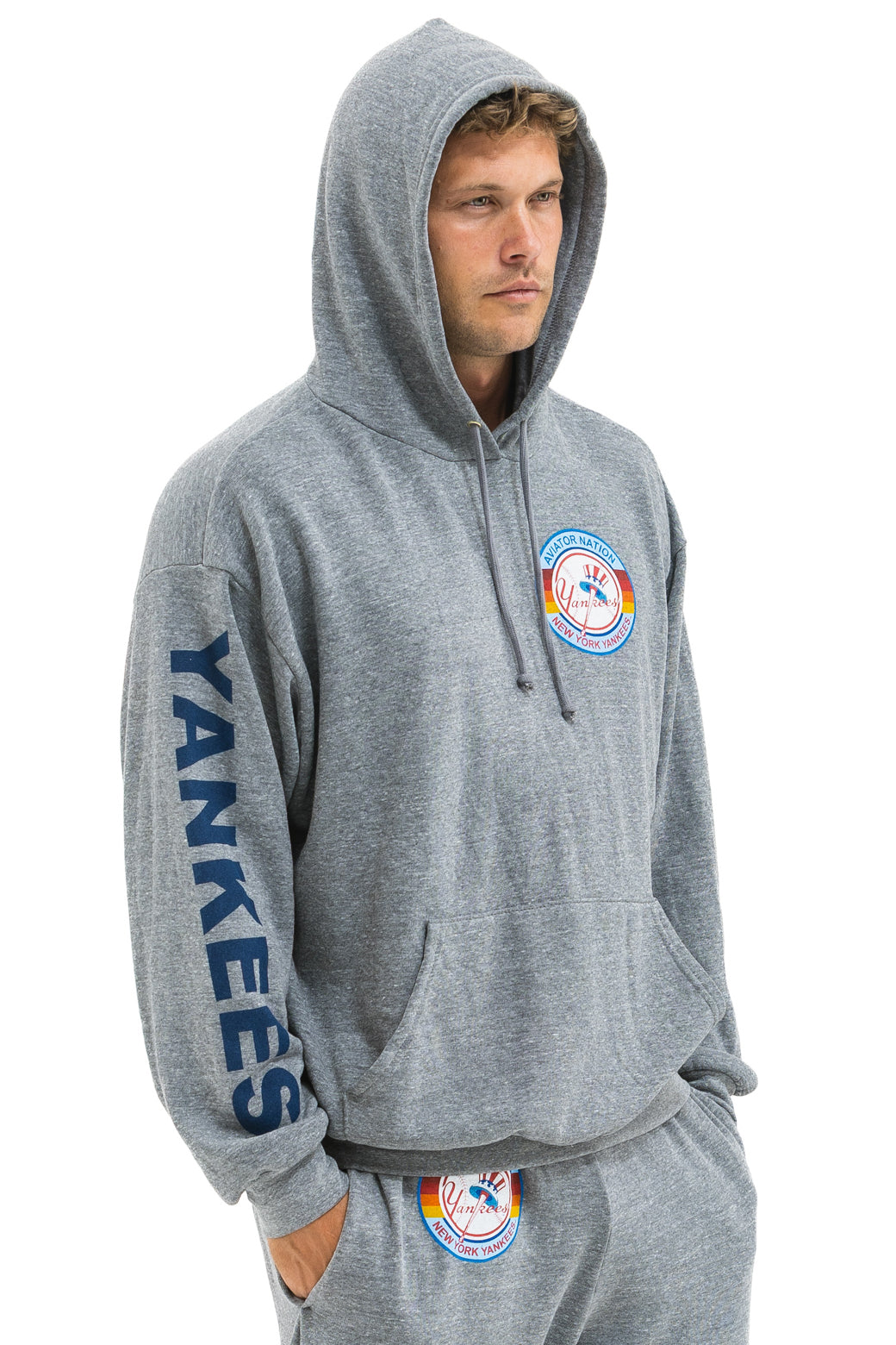 NY YANKEES RELAXED PULLOVER HOODIE - HEATHER GREY
