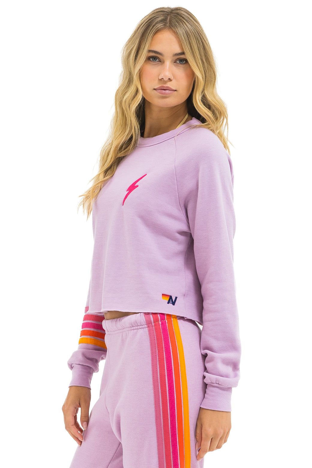BOLT RUGBY STITCH CROPPED CREW SWEATSHIRT - MAUVE // MAGENTA ORANGE