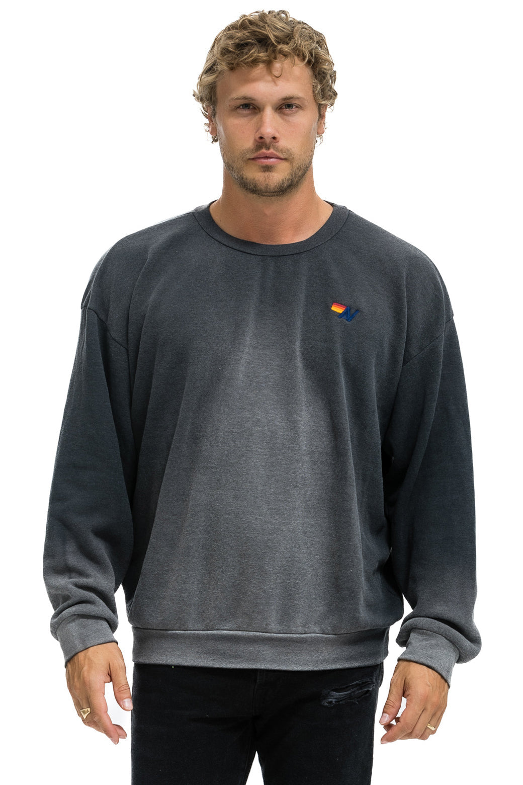 ESSENTIAL RELAXED CREW SWEATSHIRT - FADED SMOKE