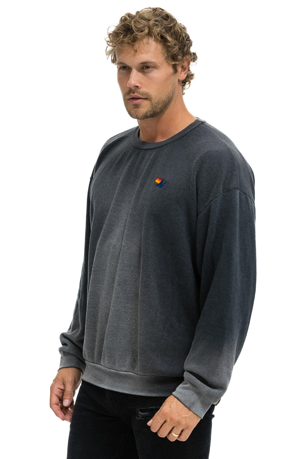 ESSENTIAL RELAXED CREW SWEATSHIRT - FADED SMOKE