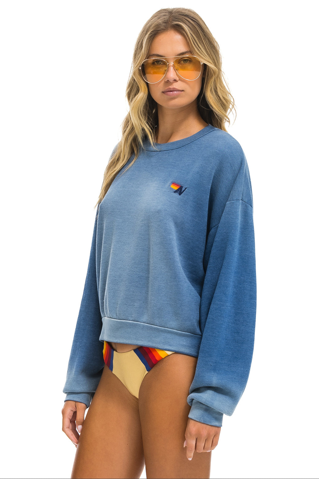 ESSENTIAL RELAXED CREW SWEATSHIRT - FADED WATER