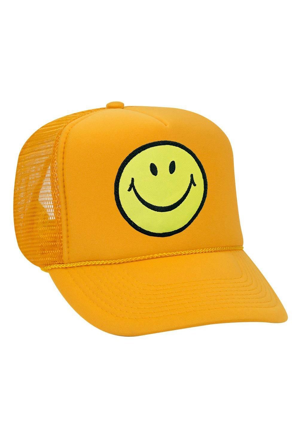 SMILEY VINTAGE TRUCKER HAT